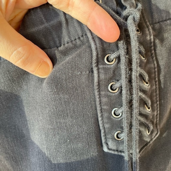 American Eagle Outfitters 360 Next Level Stretch Lace Up Denim Jean in Black - Picture 13 of 16